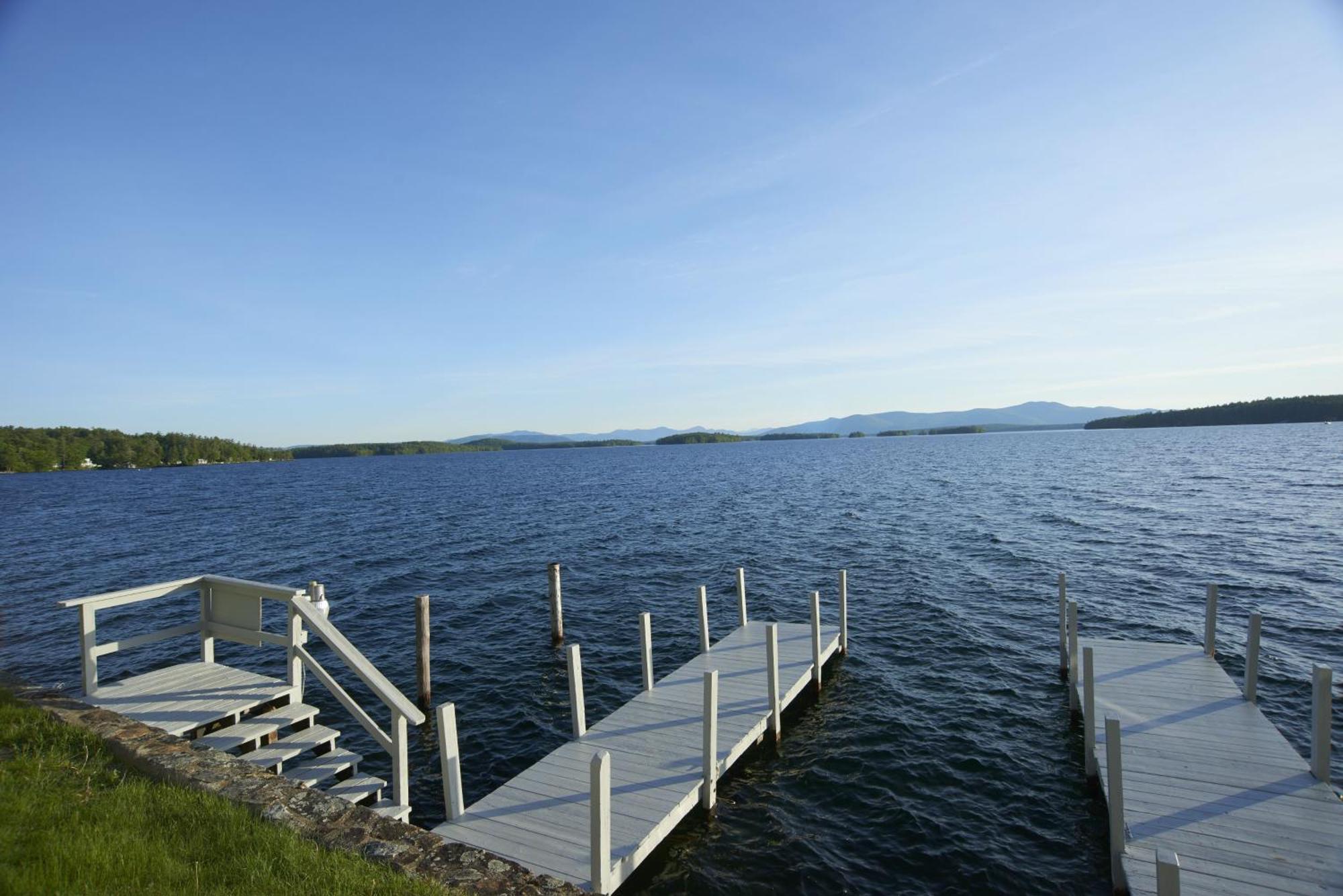 Belknap Point Inn Gilford Exterior photo