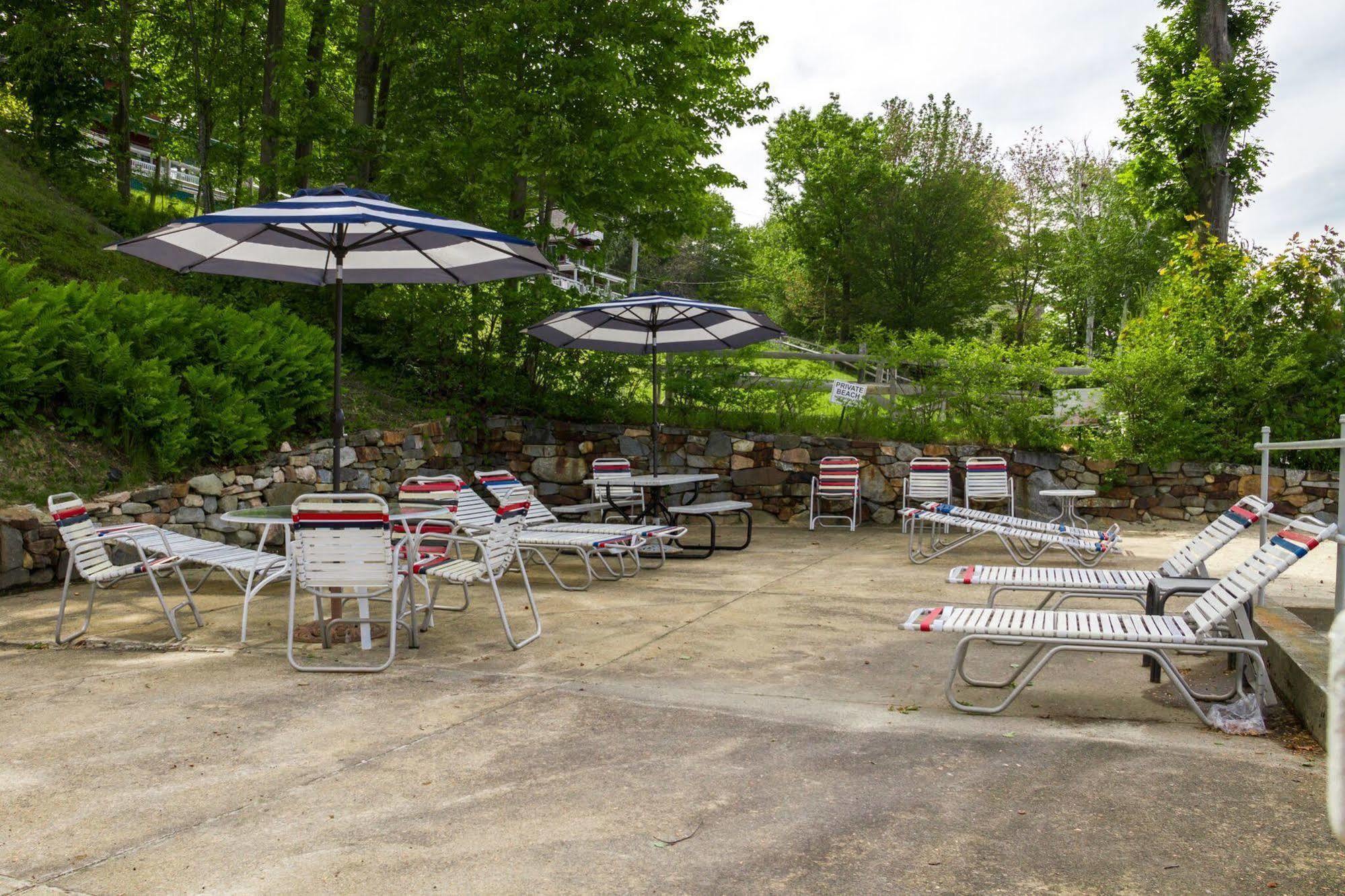 Belknap Point Inn Gilford Exterior photo