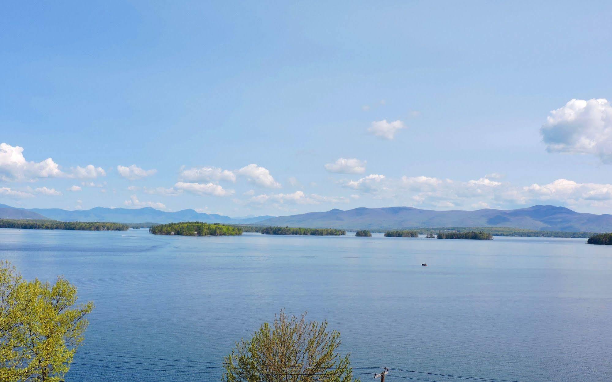 Belknap Point Inn Gilford Exterior photo